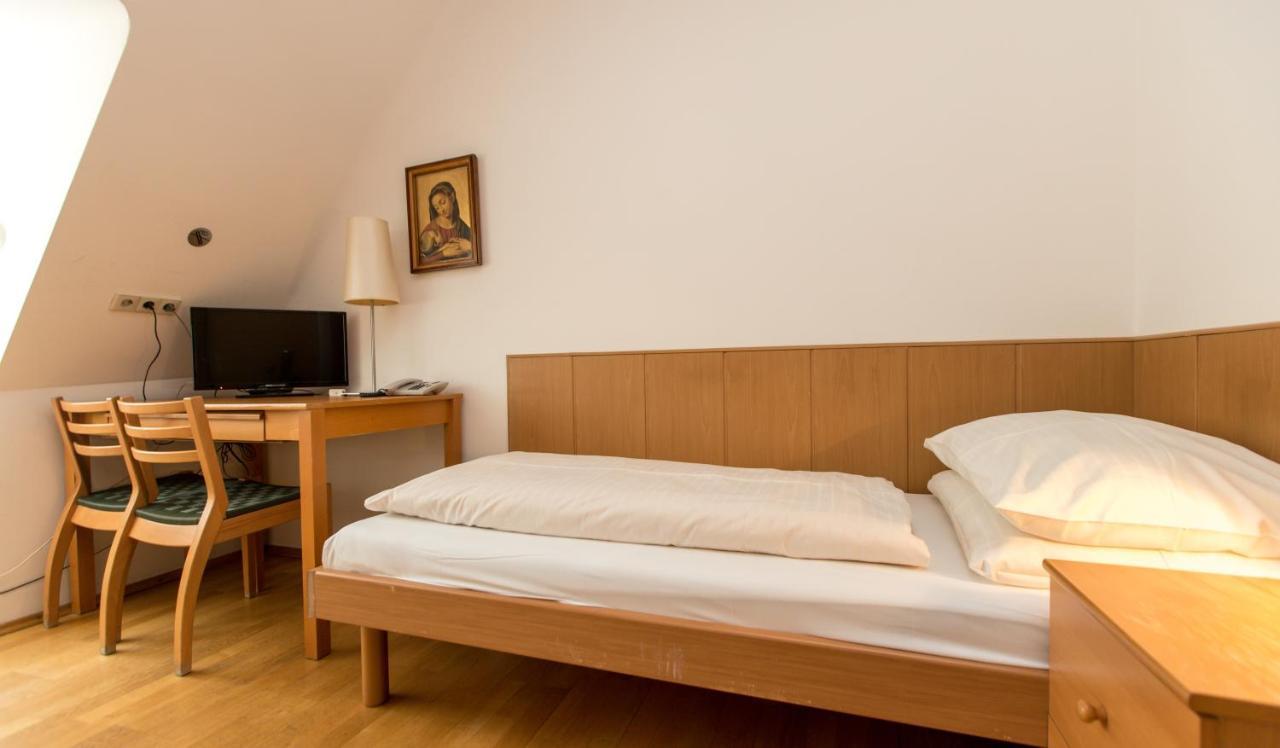 Gaestehaus Deutscher Orden Wien Extérieur photo